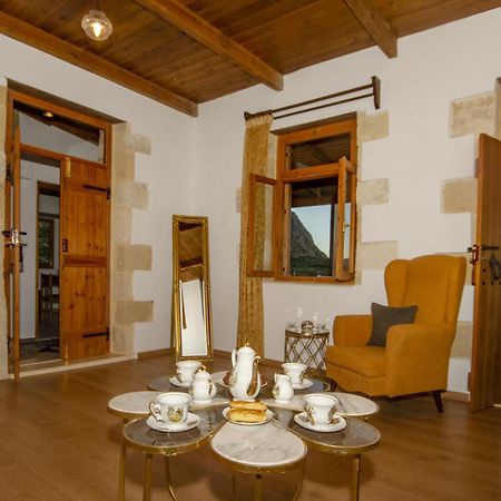 Villa Trouli Rokka House Kíssamos Exterior foto